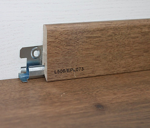 ПЛИНТУС ЭГГЕР L506